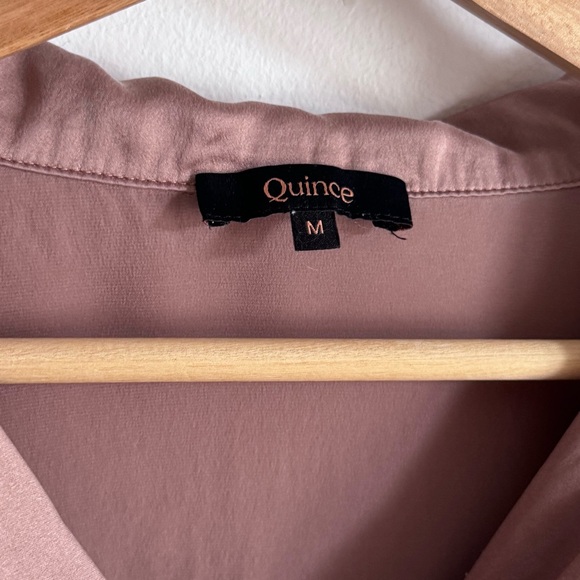 Quince Washable Silk Satin Pajama Long Sleeve Top Toasted Almond M - Picture 4 of 9